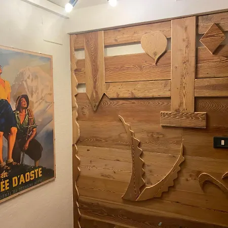 Maison Rongier Mountain Centro * 코네